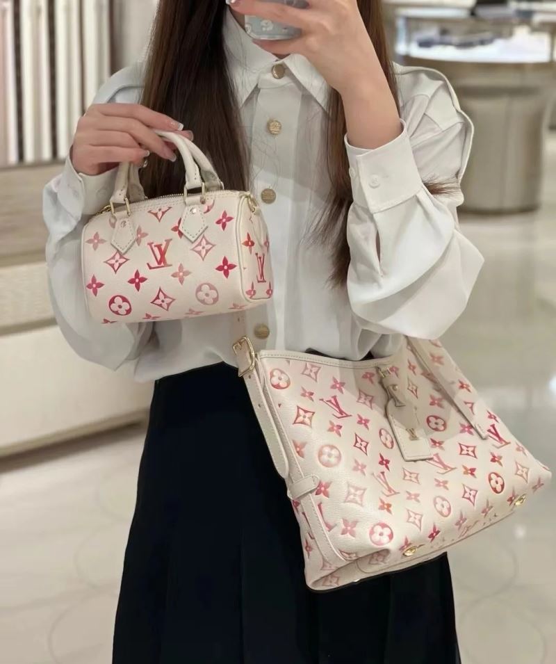 Louis Vuitton Hobo Bags